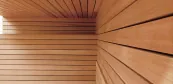Dřevěný obklad sauny v minimalistickém stylu
